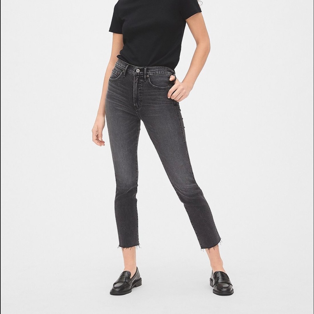 Gap Women’s Cigarette Jeans